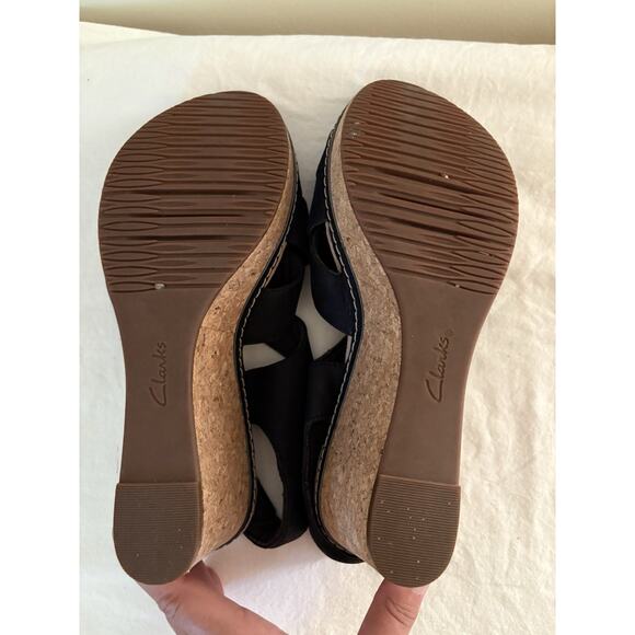 Clarks Womens Sz 9 Sandals Wedge Ultimate Comfort Collection Black Leather - Picture 9 of 10
